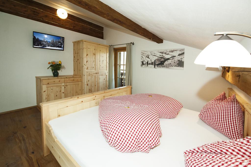 Hoferbichlgut Apartment Saalfelden ภายนอก รูปภาพ